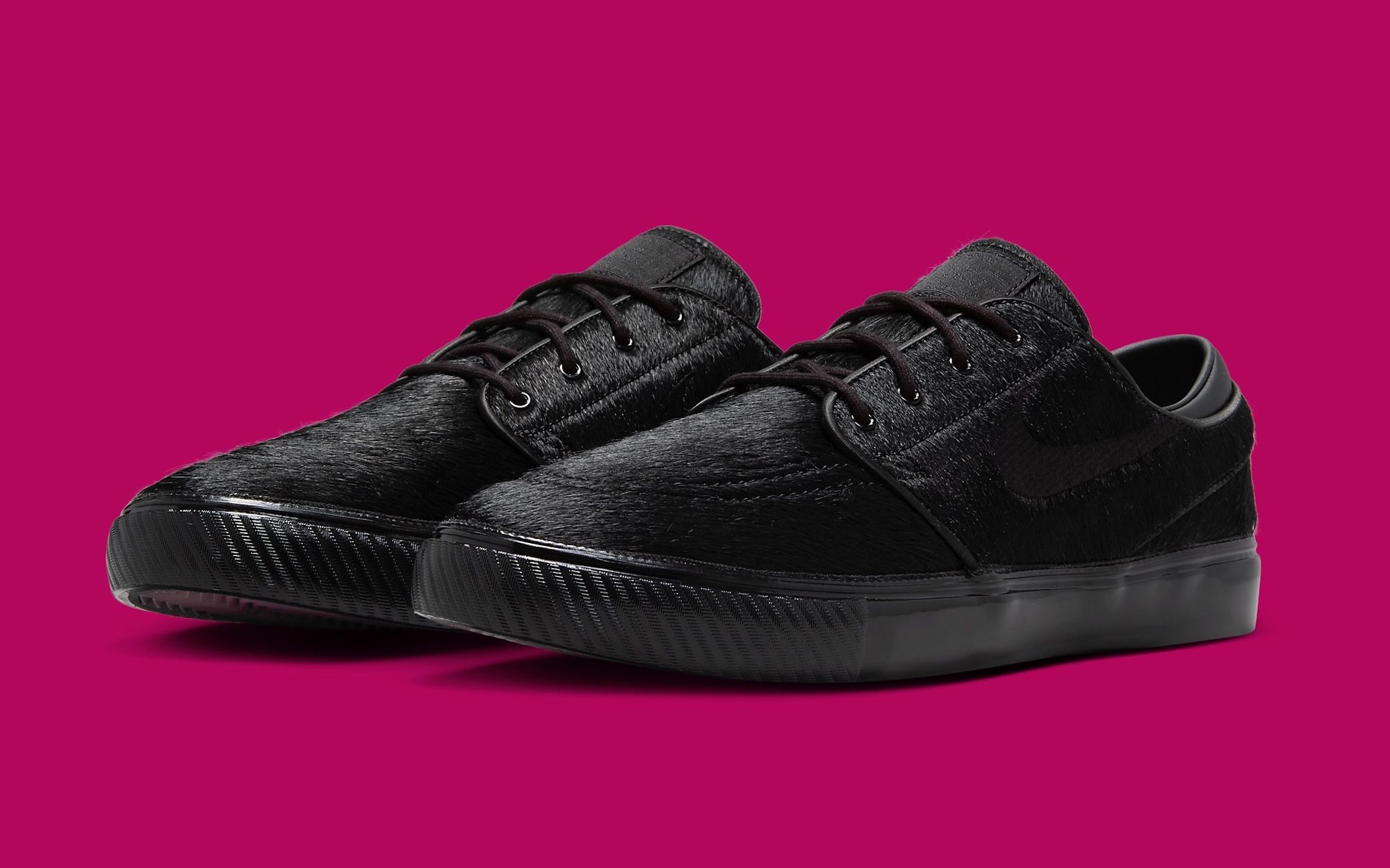 The Nike SB Zoom Janoski OG+ 'Black Pony Hair' Releases